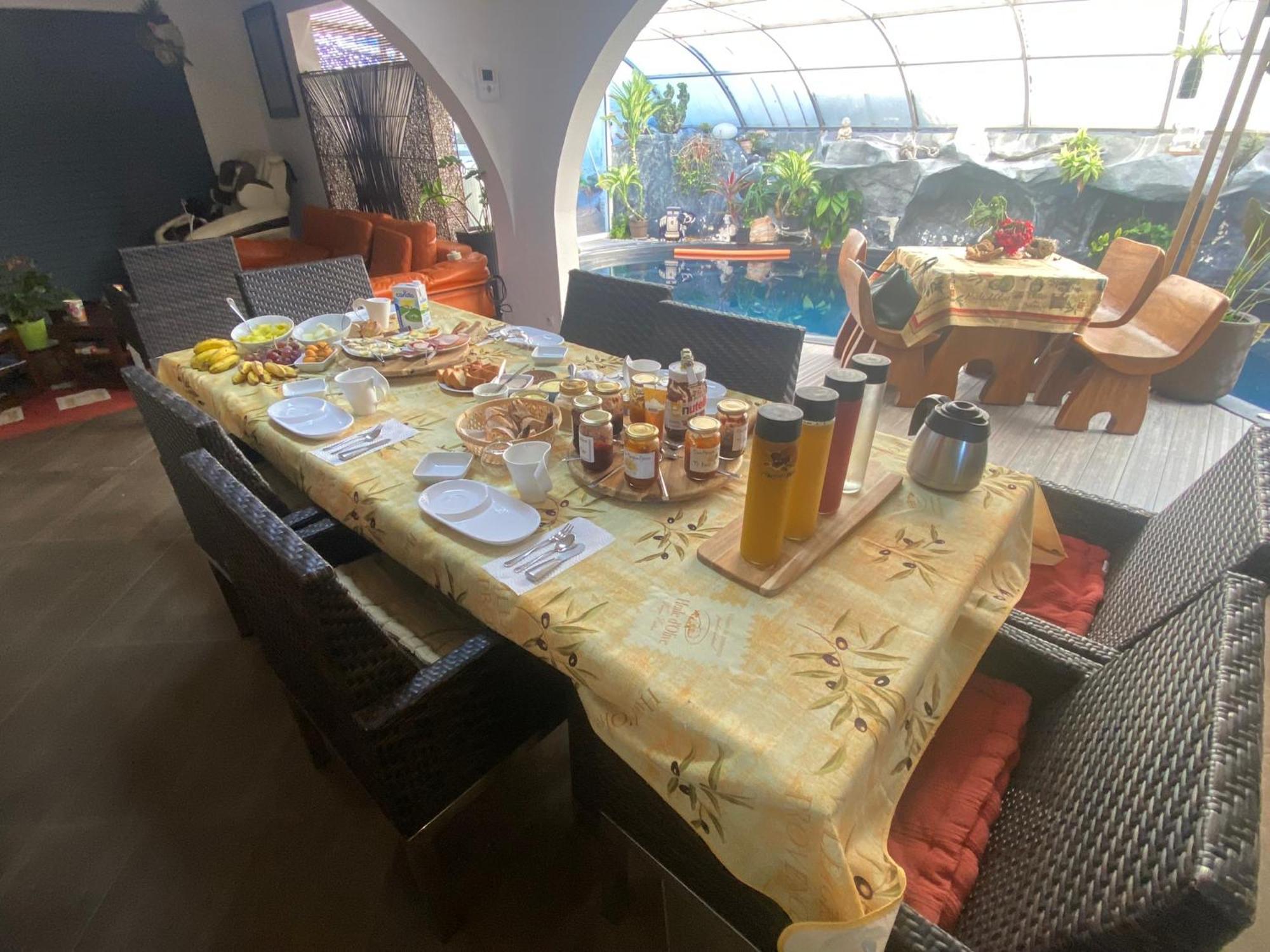 Ti Kaz Lo Ker Chambre D'Hote Chez L'Habitant Saint-Joseph Exteriör bild